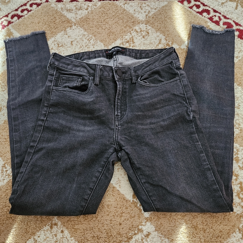 Dark Grey skinny Jeans